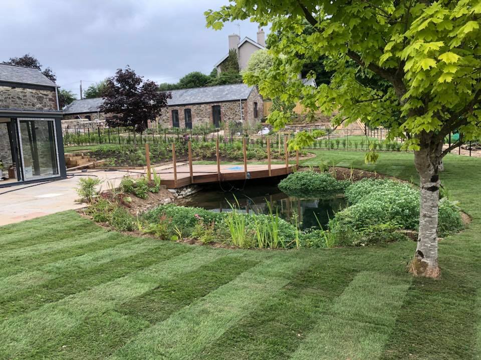 Hares Lawn and Pond Hares Lawn and Pond